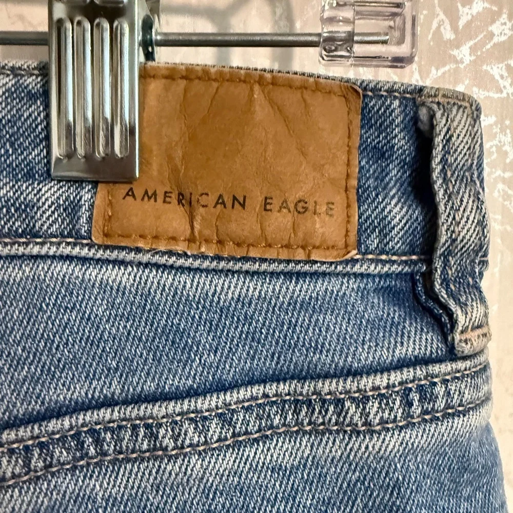 American Eagle Outfitters relaxed fit